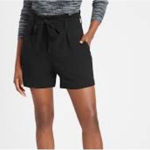 Paperbag banana republic shorts- no tie